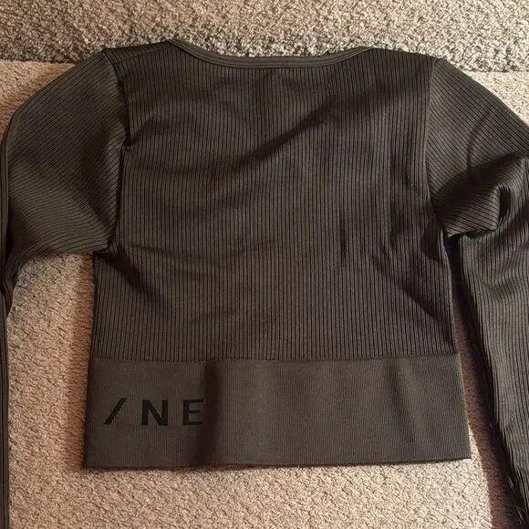 Women's Black Long Sleeve Top - Picture 8 of 11